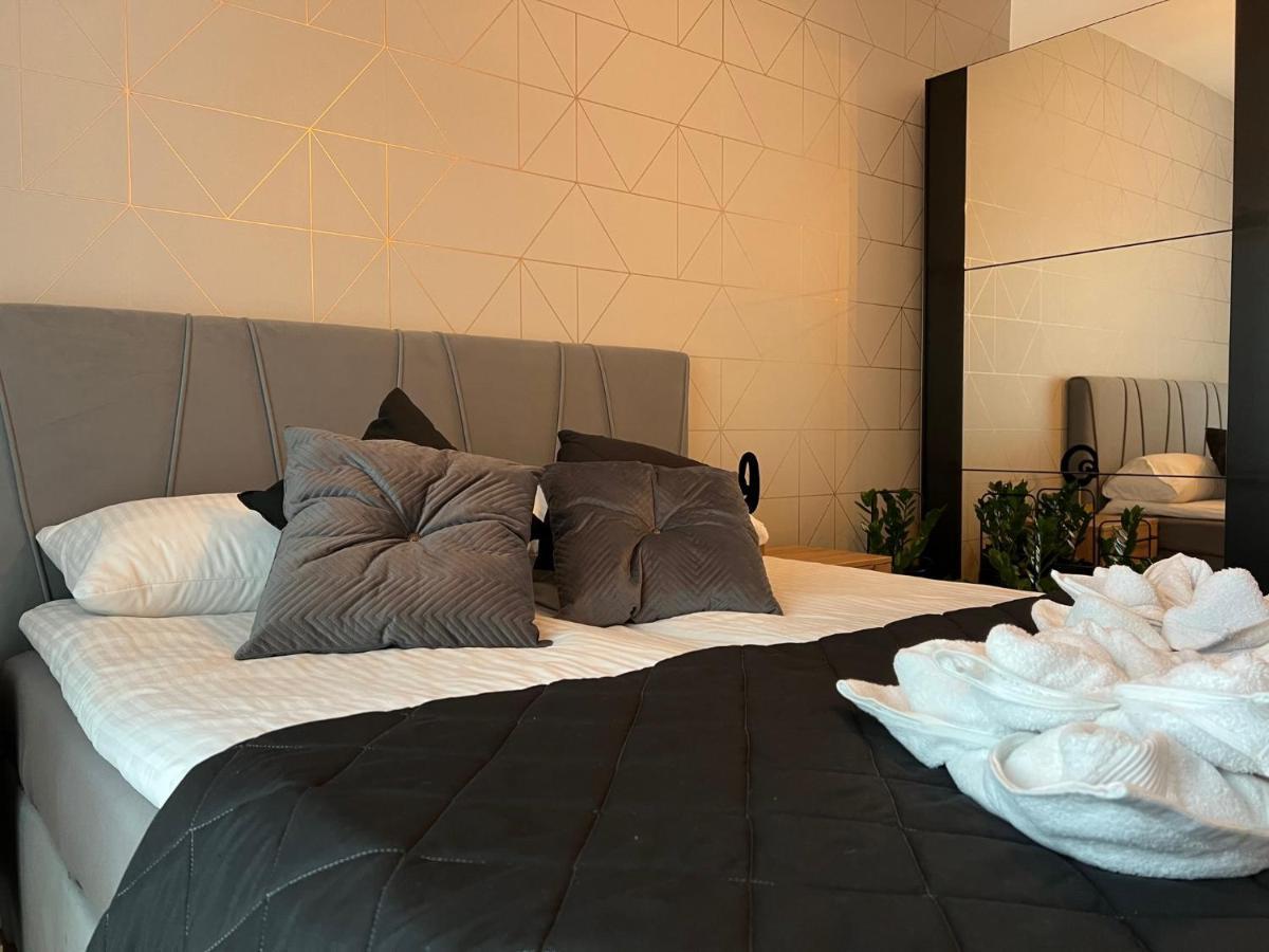 Family & Business Elegant Apartments, Kadzielnia, Wdk, Stadion Korona -1 Bedroom, Terrace, Garage, New! Kielce Extérieur photo